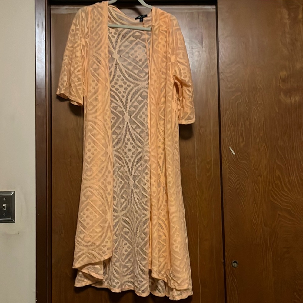 Long coral shawl